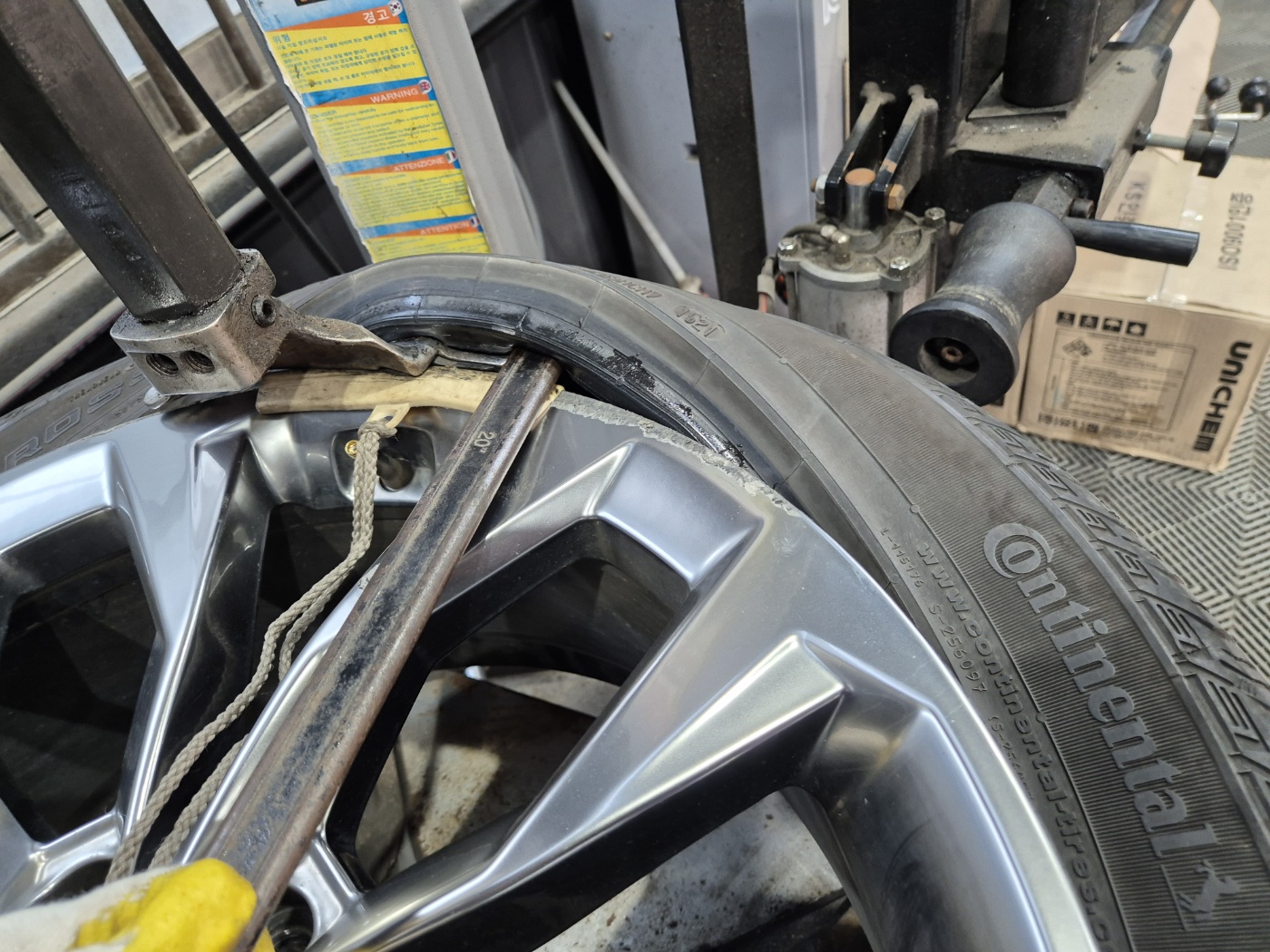 /user/k/kingkongtire/editor/2403/4ec0dde5fdb088f8aba4dc8affd36e00_1710119034_4384.jpg 이미지크게보기