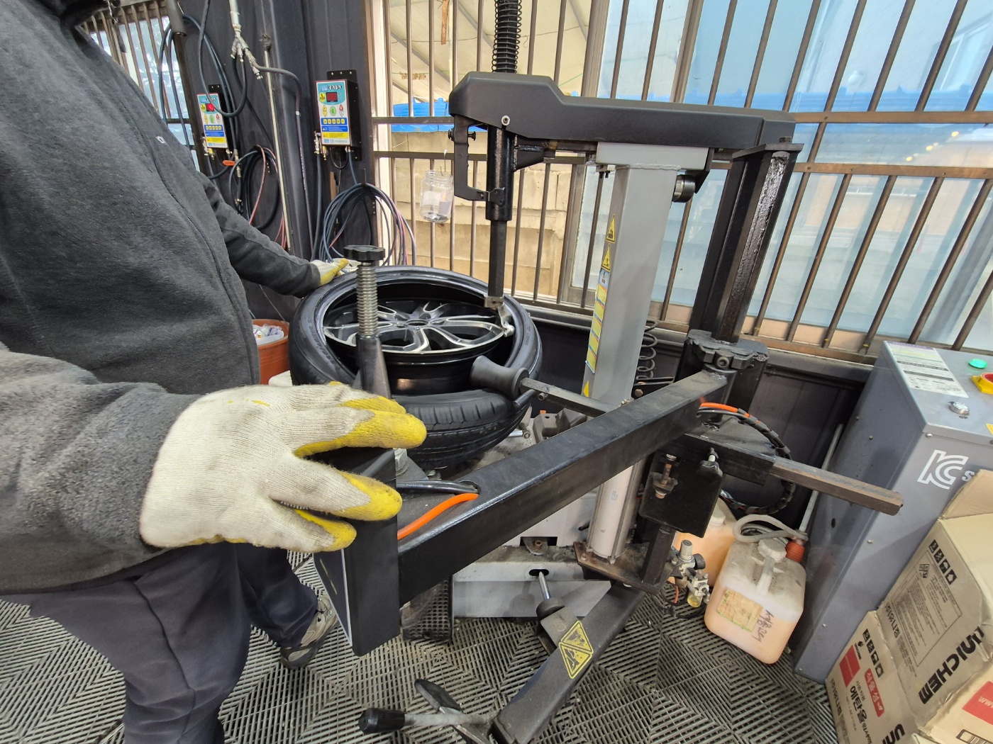 /user/k/kingkongtire/editor/2403/728b1dd19765cb10feeb1f6ac8bbb67f_1709433418_3353.jpg 이미지크게보기