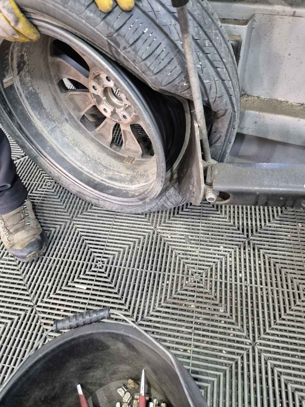 /user/k/kingkongtire/editor/2403/a27a9c7a4eab4b415c30c26fdd59b57b_1711156951_7691.jpg 이미지크게보기