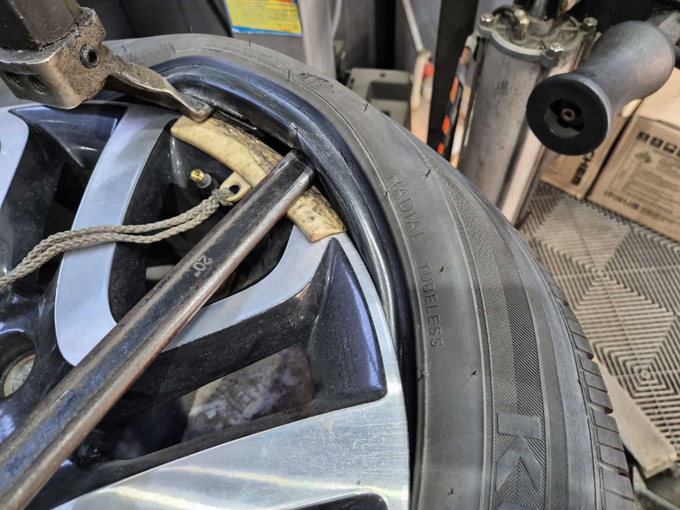 /user/k/kingkongtire/editor/2403/a27a9c7a4eab4b415c30c26fdd59b57b_1711182069_8312.jpg 이미지크게보기