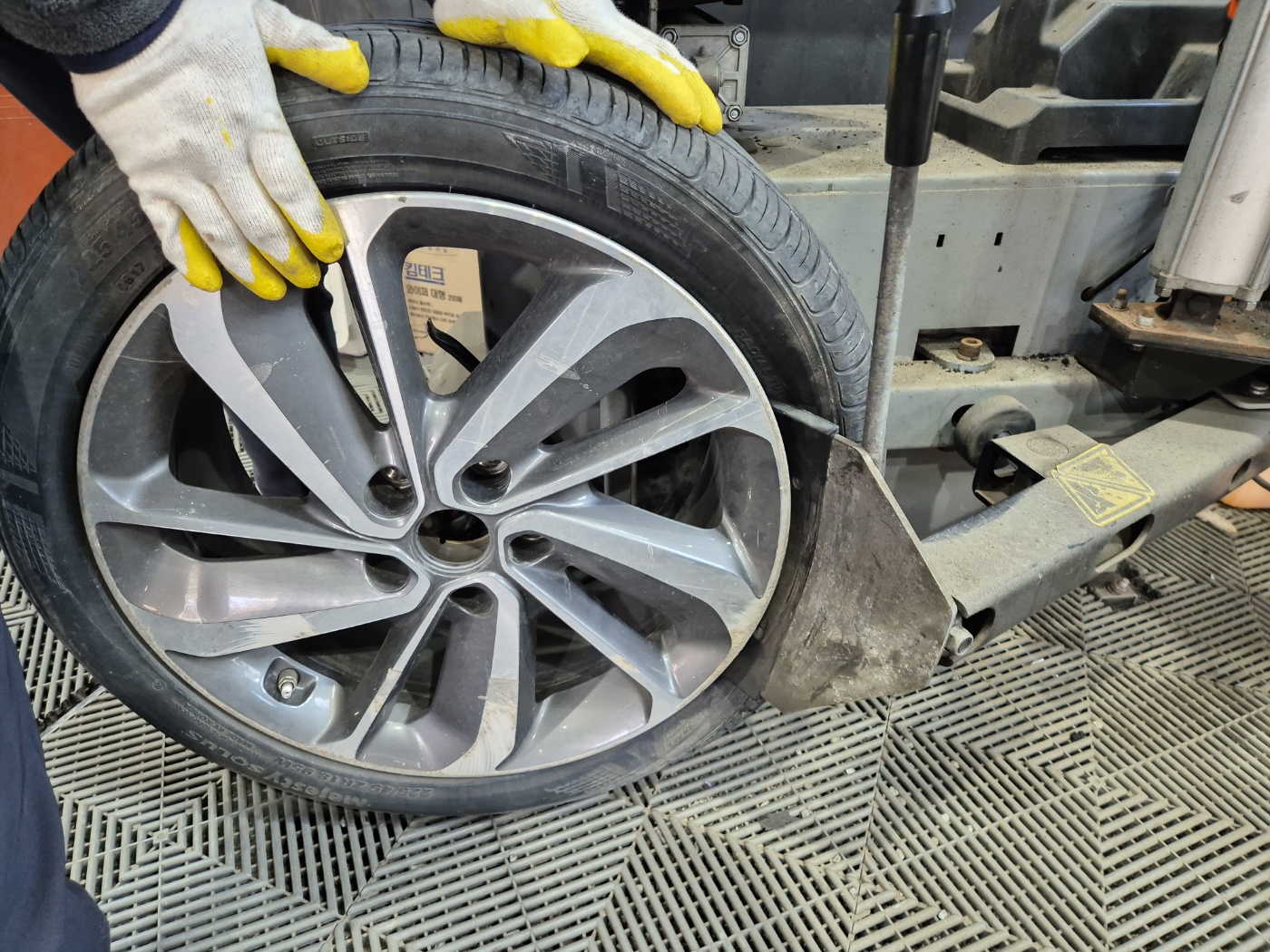 /user/k/kingkongtire/editor/2403/a33cfb623beb6b3ae09f159461f79cc4_1709364536_8832.jpg 이미지크게보기