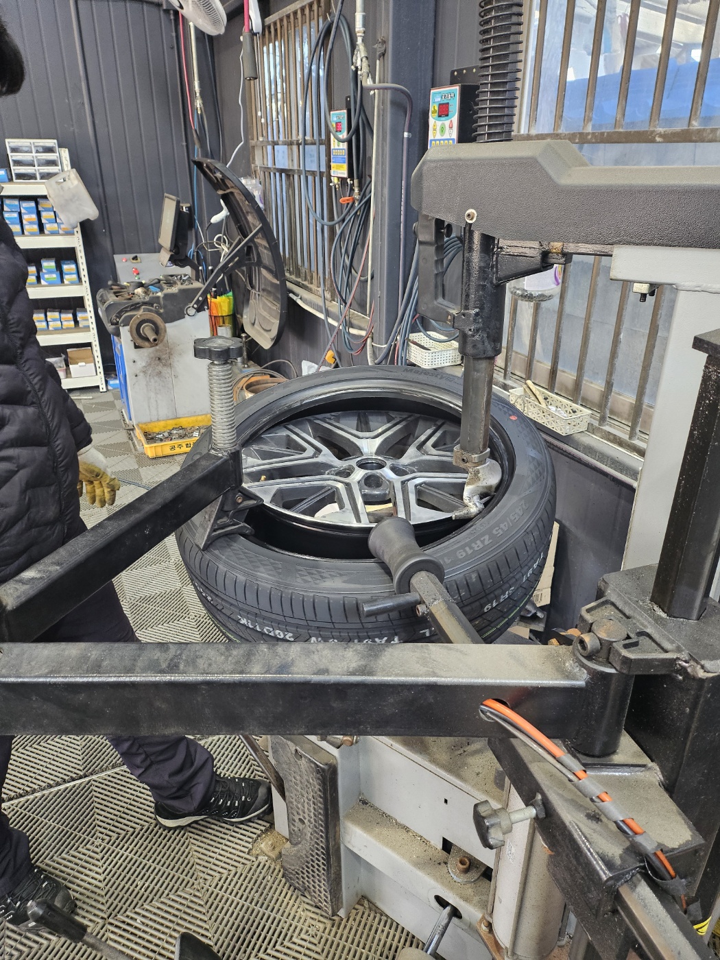 /user/k/kingkongtire/editor/2403/ef9948af80824f9704a3a25b688c98ae_1709876410_4401.jpg 이미지크게보기