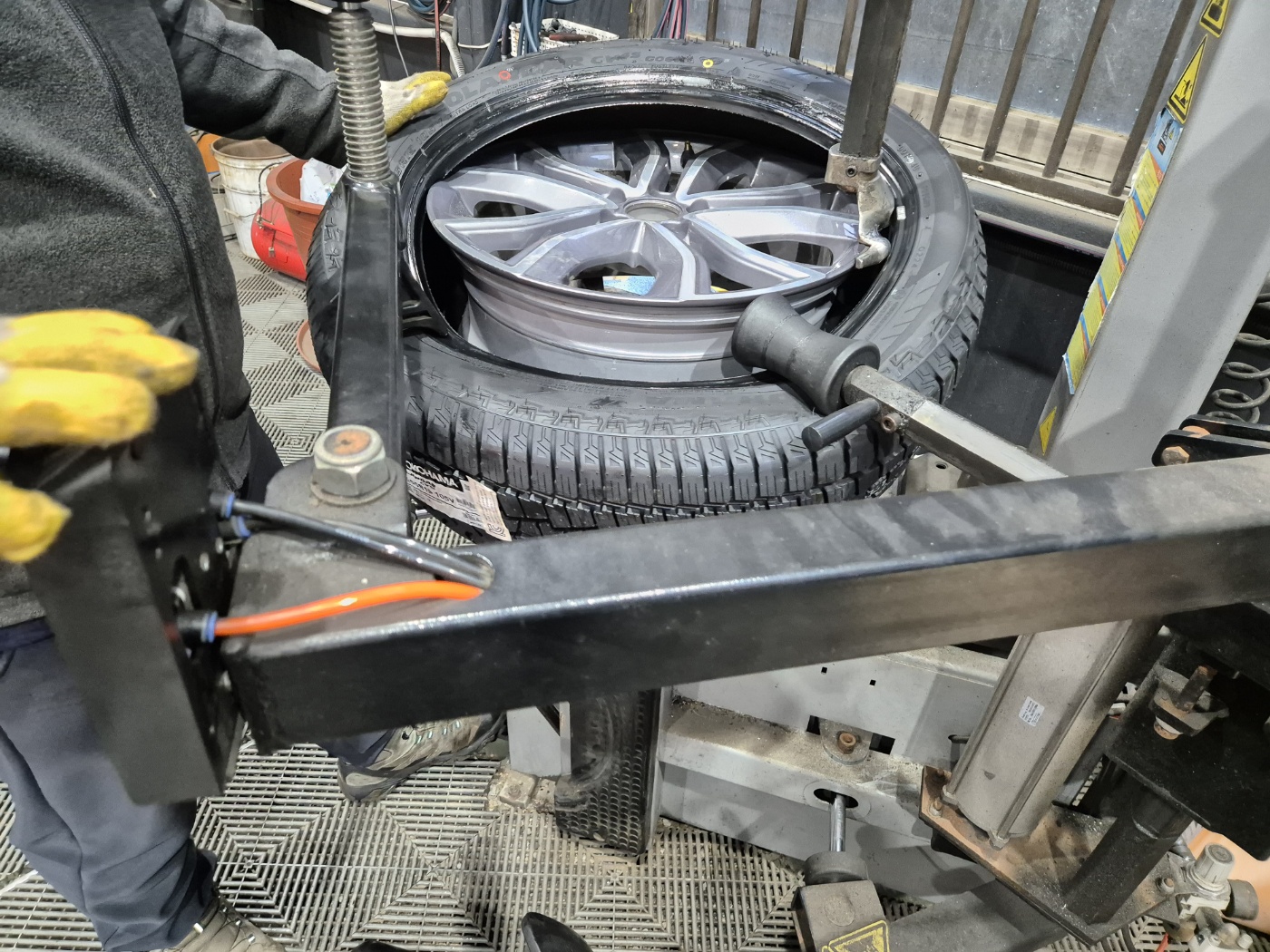 /user/k/kingkongtire/editor/2403/f7e46b0662b975142ee5c250d7c83c60_1711357598_3059.jpg 이미지크게보기