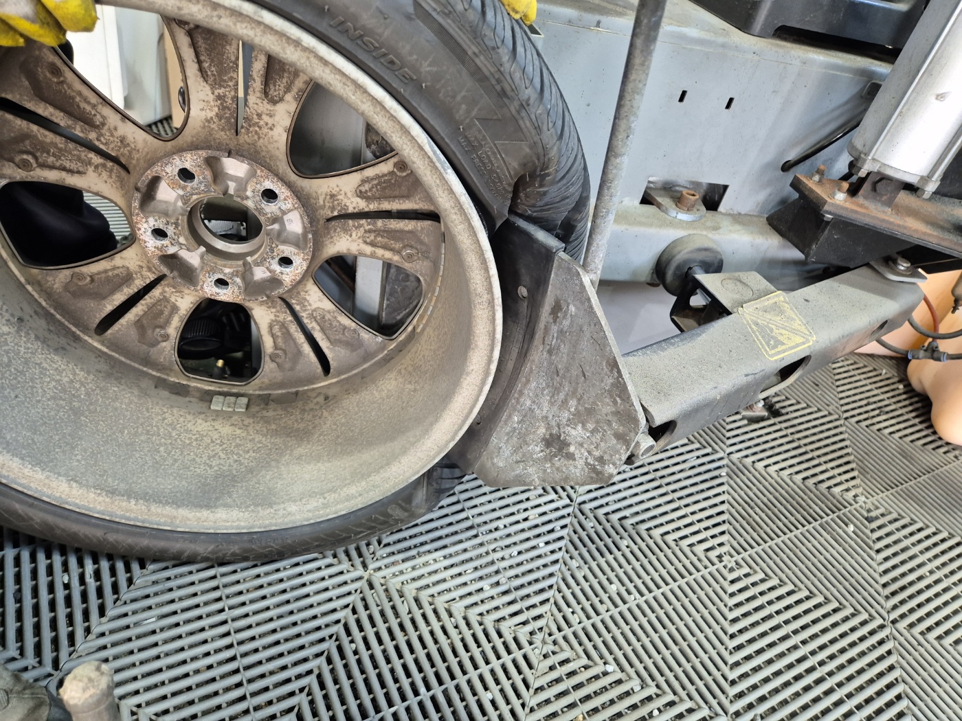 /user/k/kingkongtire/editor/2404/01c0c7acd82e7c28814e2f098f227eb2_1712471546_3844.jpg 이미지크게보기