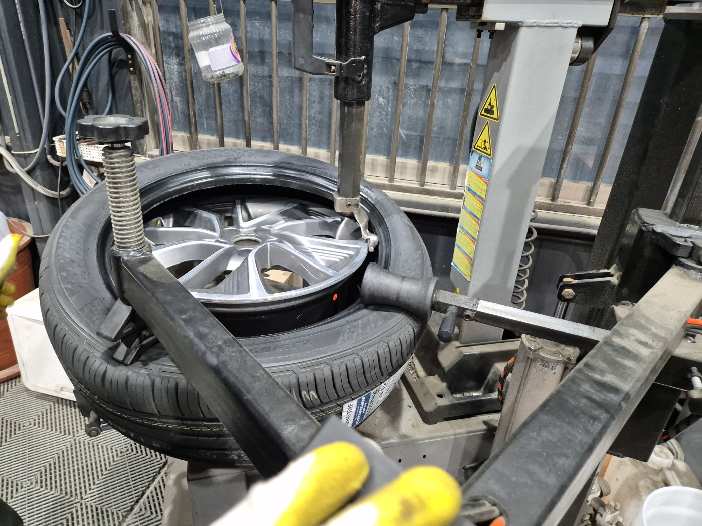 /user/k/kingkongtire/editor/2404/be65e4827f01d0eda63f2c571403c42c_1713955851_0614.jpg 이미지크게보기