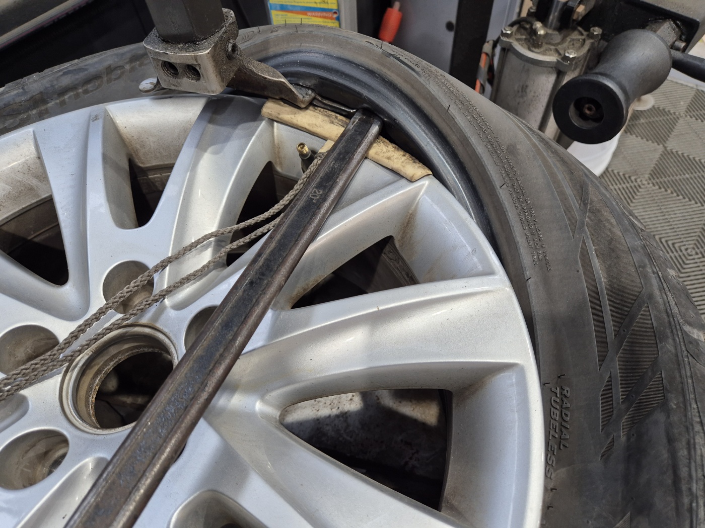 /user/k/kingkongtire/editor/2404/e72bb81700974fb92f66ebe2ac50a3db_1713662616_3484.jpg 이미지크게보기