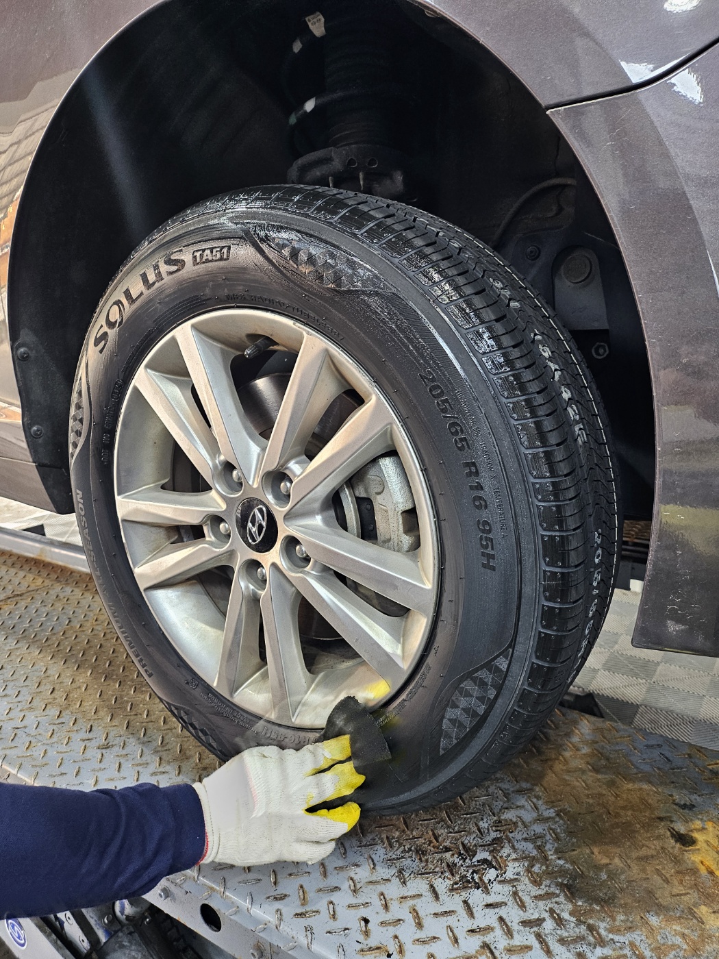 /user/k/kingkongtire/editor/2404/fb95b27cad170d9cd3a91dd7af5bd81e_1712552822_0195.jpg 이미지크게보기