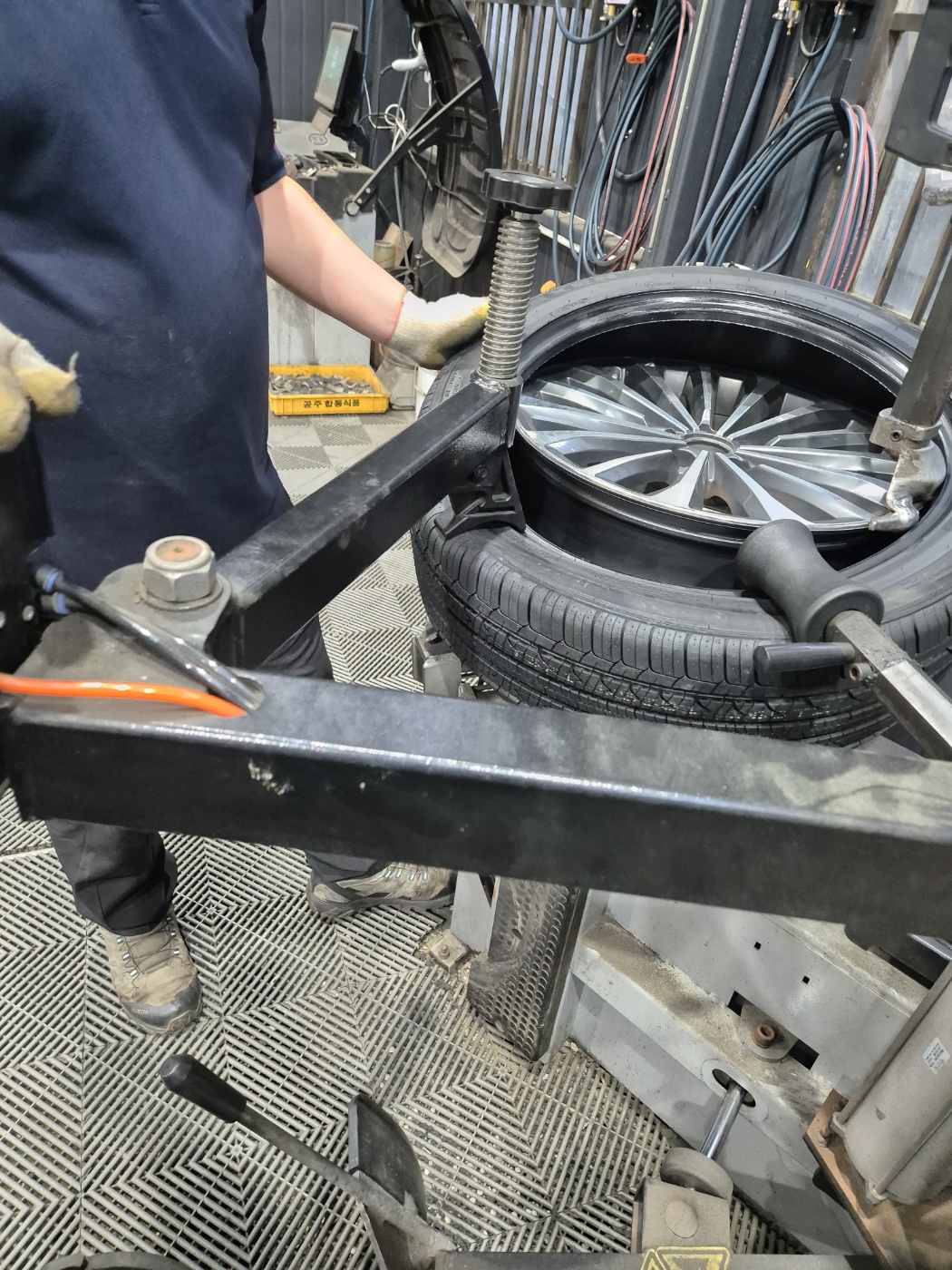 /user/k/kingkongtire/editor/2405/642468b5d4eddb7ae3ffbacf653fd1c2_1714981935_7448.jpg 이미지크게보기