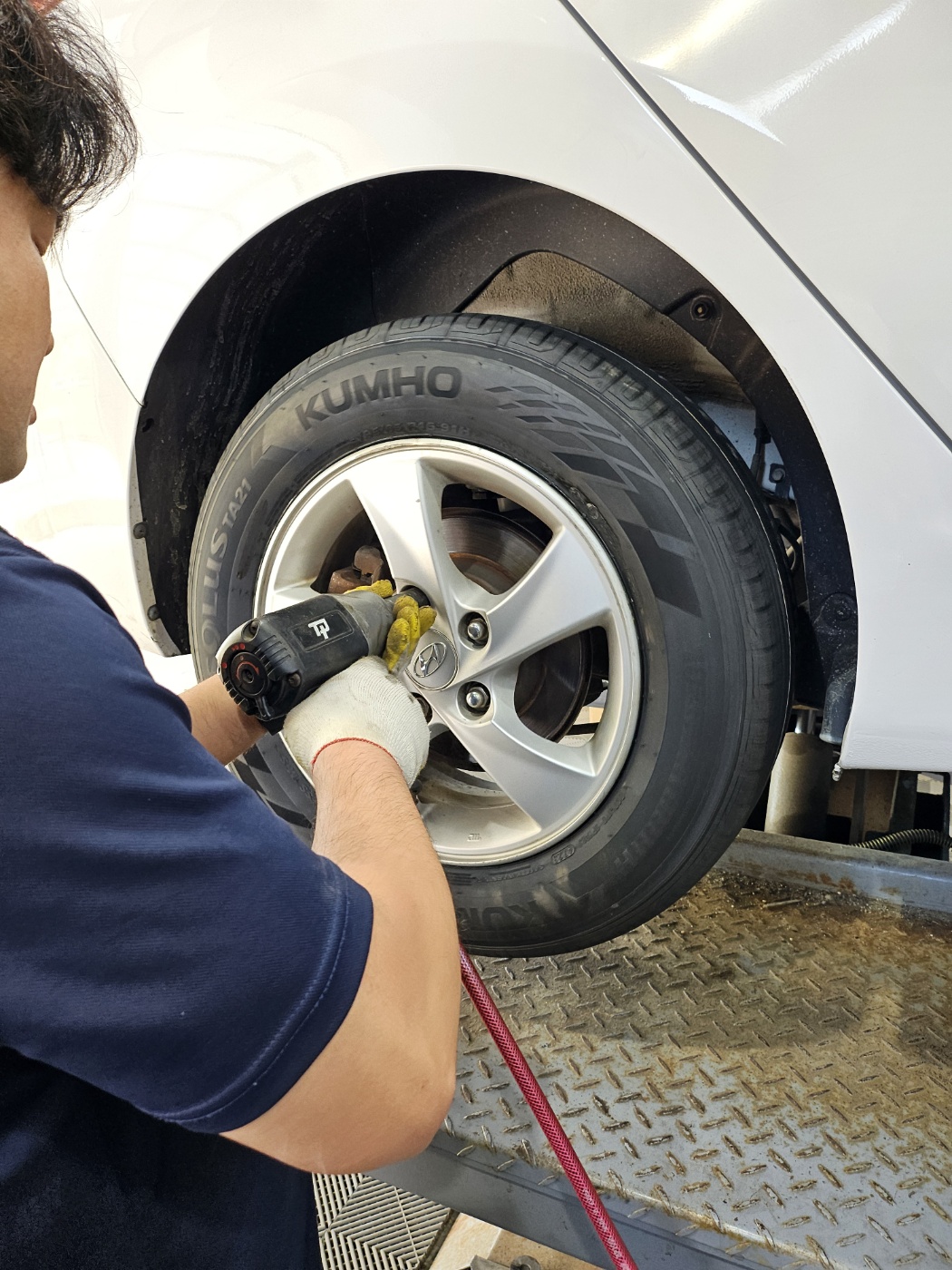 /user/k/kingkongtire/editor/2405/c88ac9946d445f145764061623f3af76_1715574972_0099.jpg 이미지크게보기