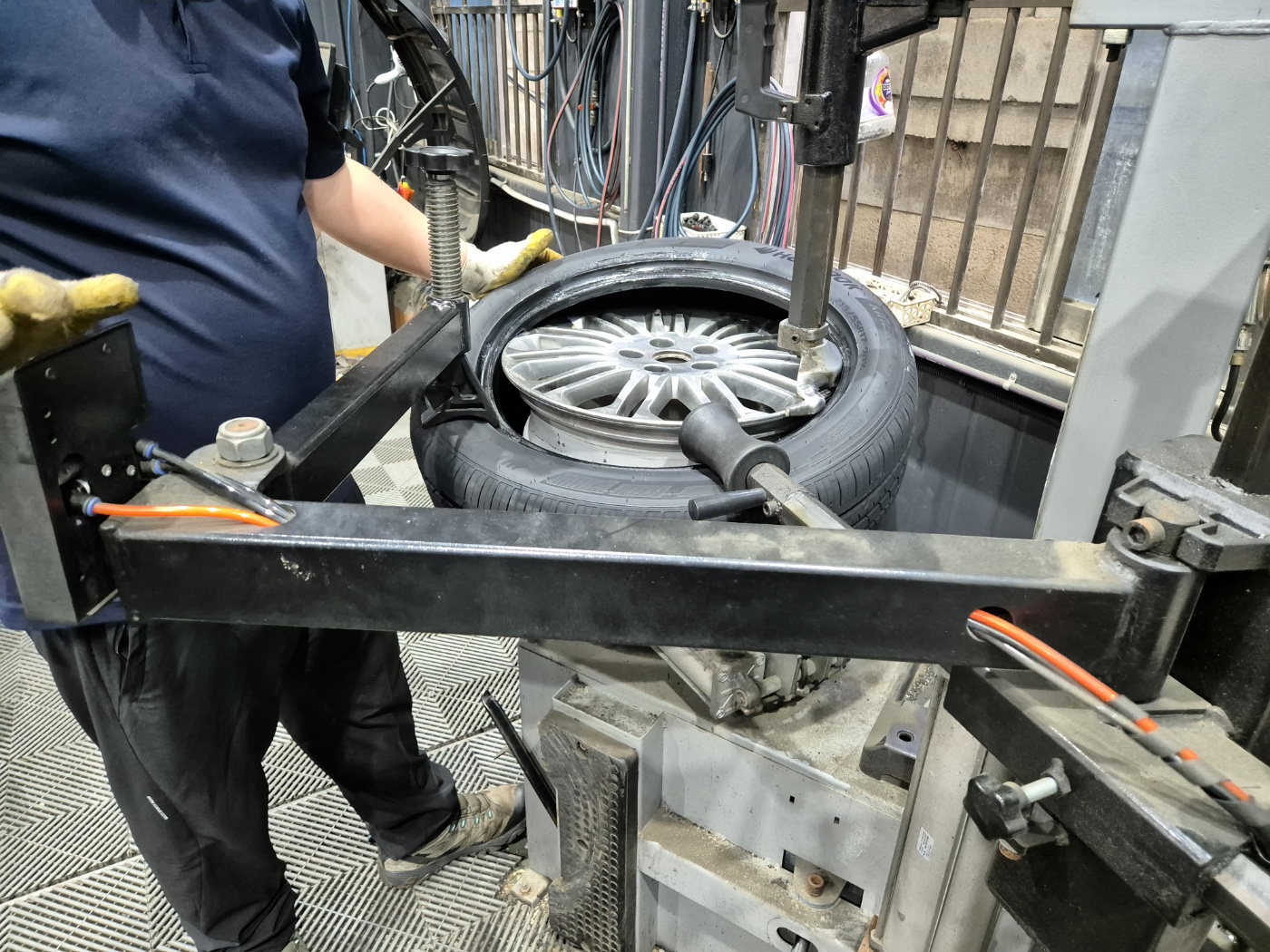 /user/k/kingkongtire/editor/2406/33552a07979c8117d1441aa5d717990f_1717814741_1966.jpg 이미지크게보기