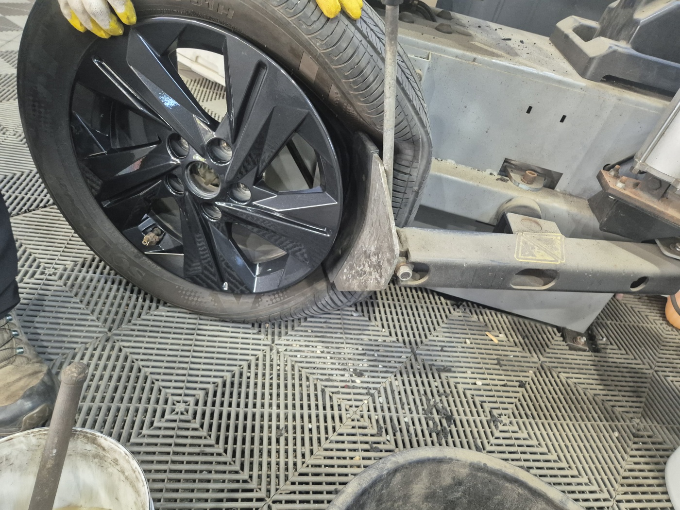 /user/k/kingkongtire/editor/2406/5ac4b66a371808065c0ad77c98c8d120_1717912408_0178.jpg 이미지크게보기