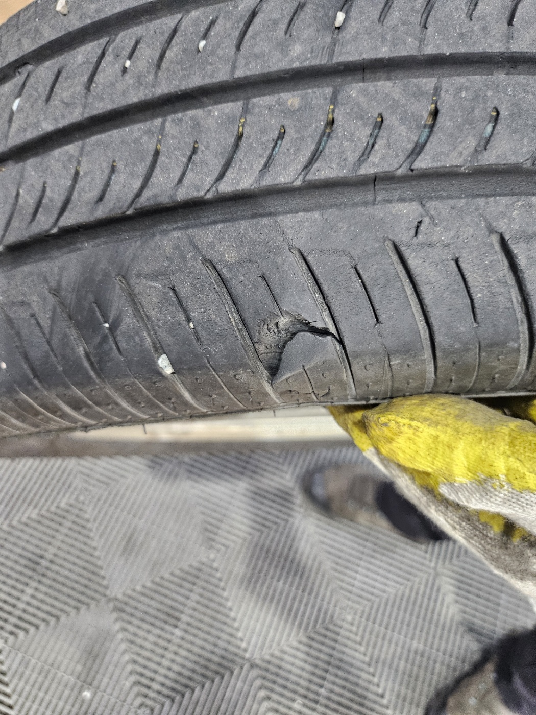 /user/k/kingkongtire/editor/2407/39003a3e23551a5936855926613f41ce_1720924923_0608.jpg 이미지크게보기