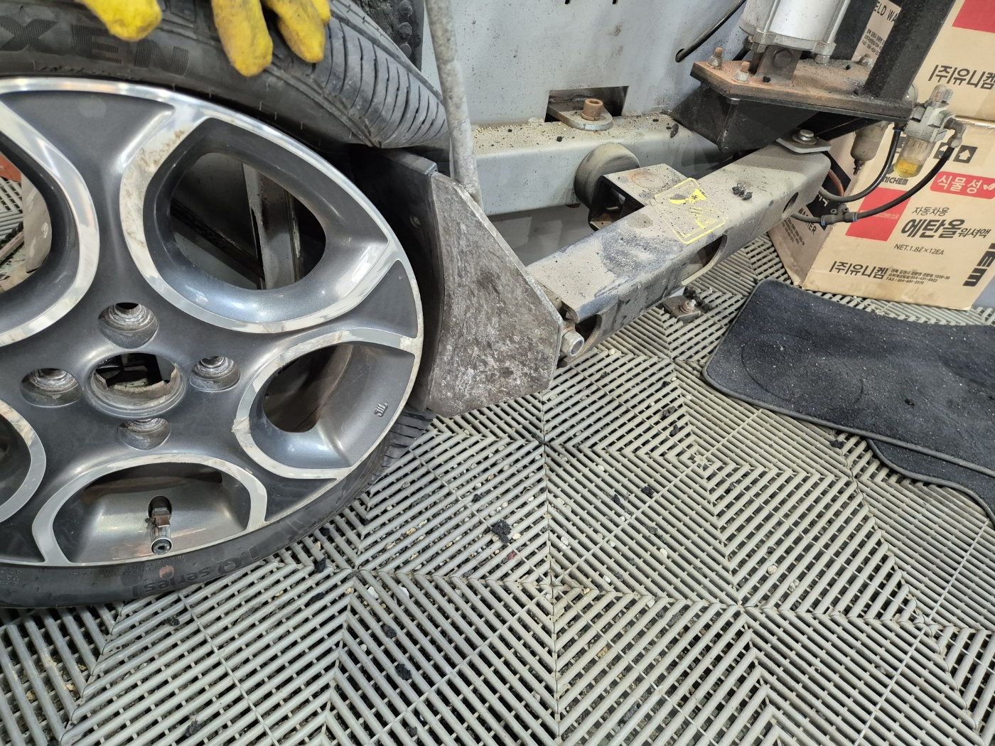 /user/k/kingkongtire/editor/2407/39003a3e23551a5936855926613f41ce_1720924949_1599.jpg 이미지크게보기