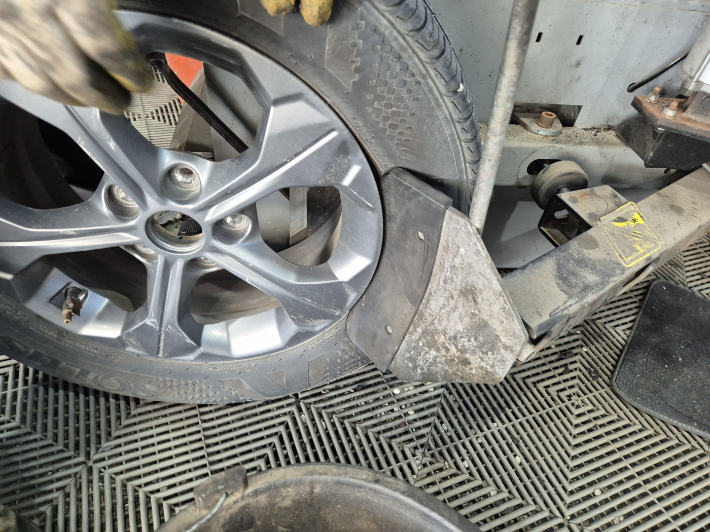 /user/k/kingkongtire/editor/2407/811f23589495fa6adffa2af235db2909_1721550148_6517.jpg 이미지크게보기