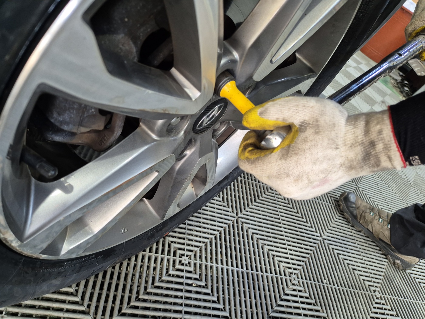 /user/k/kingkongtire/editor/2407/cc8196ce98166cbdf6f451e8a1ecfd38_1722141418_9338.jpg 이미지크게보기