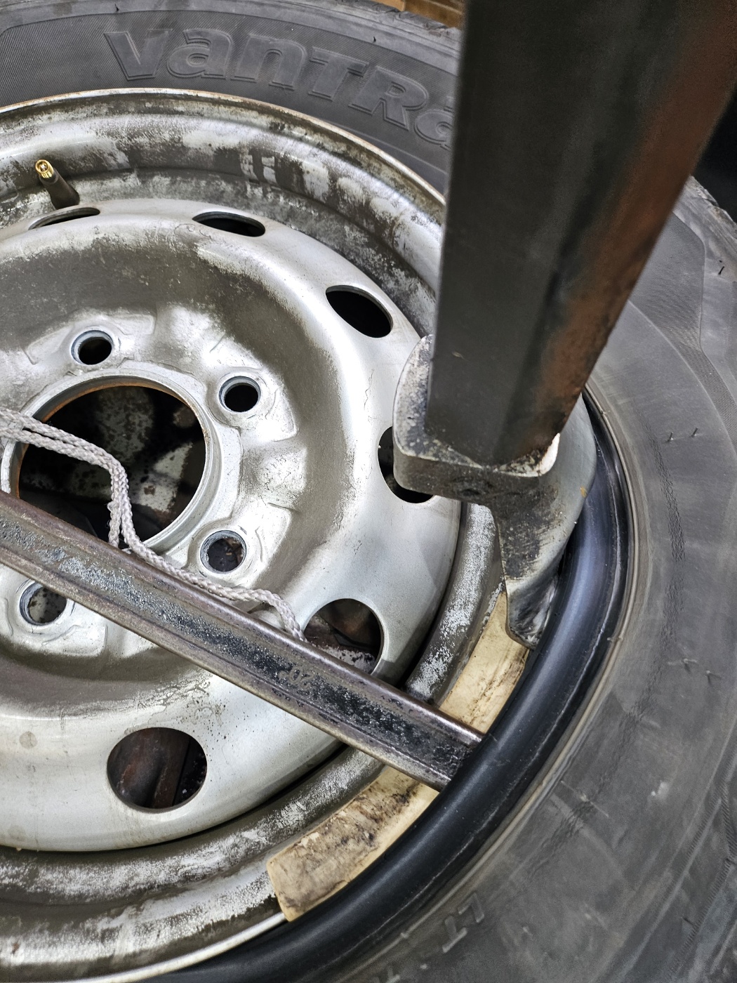 /user/k/kingkongtire/editor/2407/f2c100f395efd5570e6c56411ec636fb_1722398440_3601.jpg 이미지크게보기