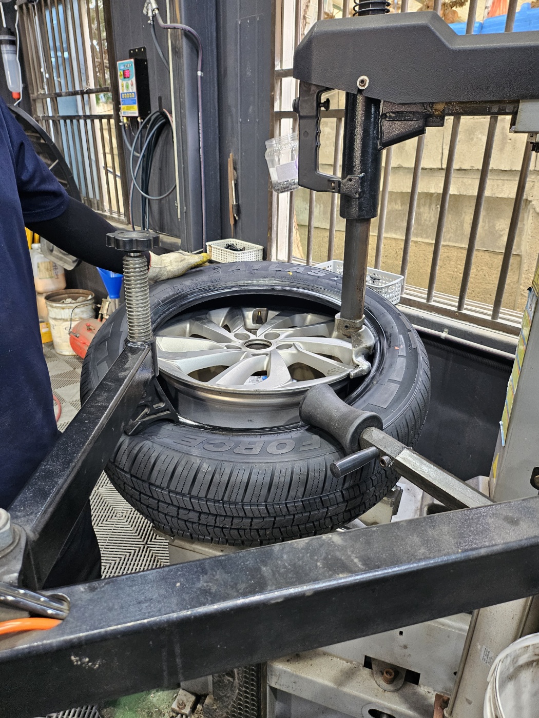 /user/k/kingkongtire/editor/2407/f76a72cbc47ed8bee6699b1c16bab523_1720259555_4506.jpg 이미지크게보기