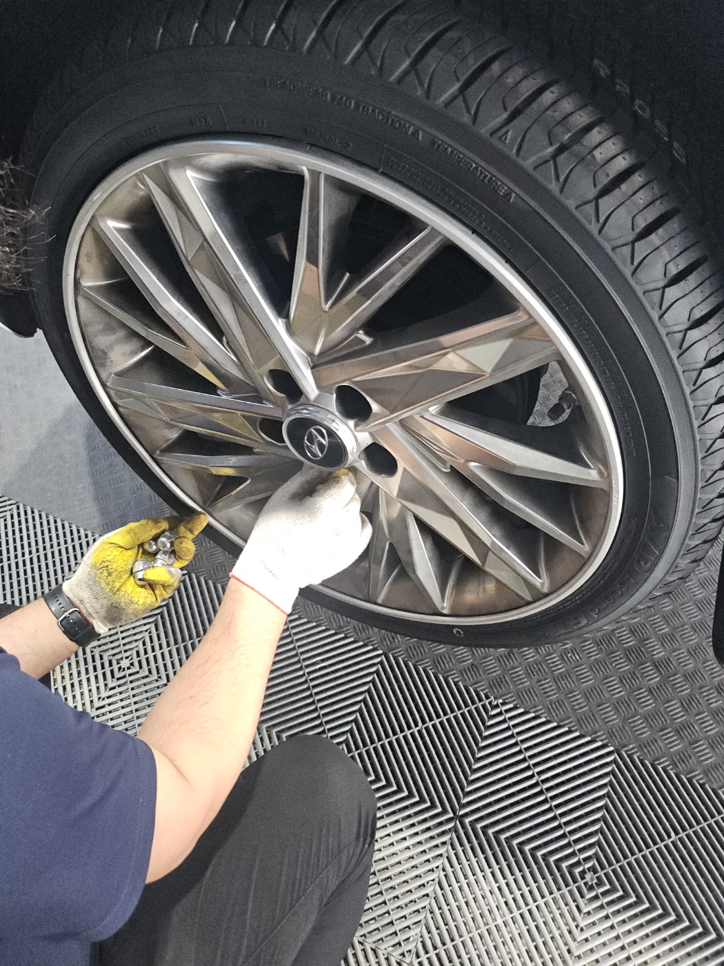 /user/k/kingkongtire/editor/2408/04f25709a2932ea4d5440a45ea5f555f_1723703618_3399.jpg 이미지크게보기