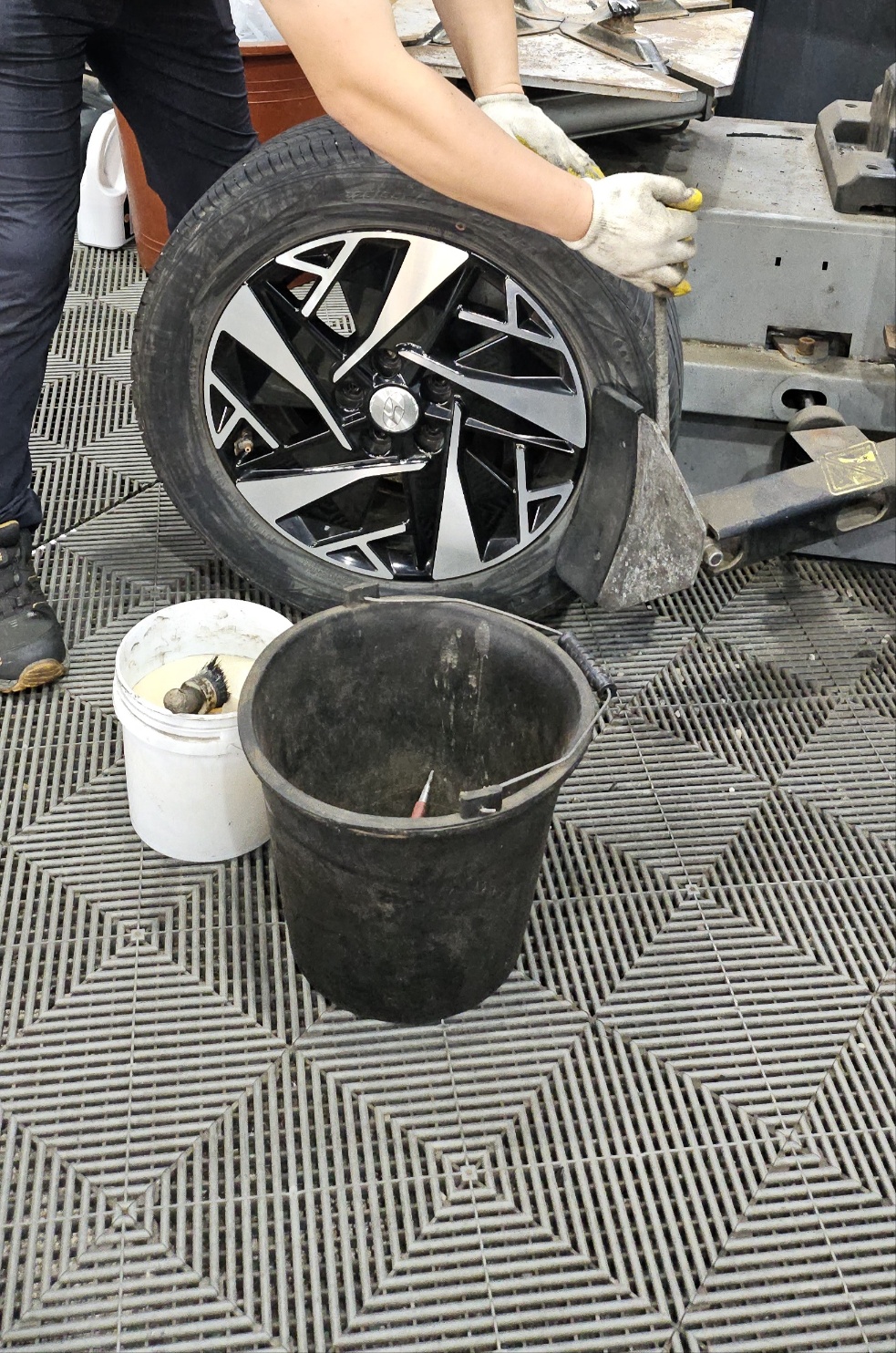 /user/k/kingkongtire/editor/2409/04bbb040765a576cb1a4b78399e4adf0_1726365200_5599.jpg 이미지크게보기