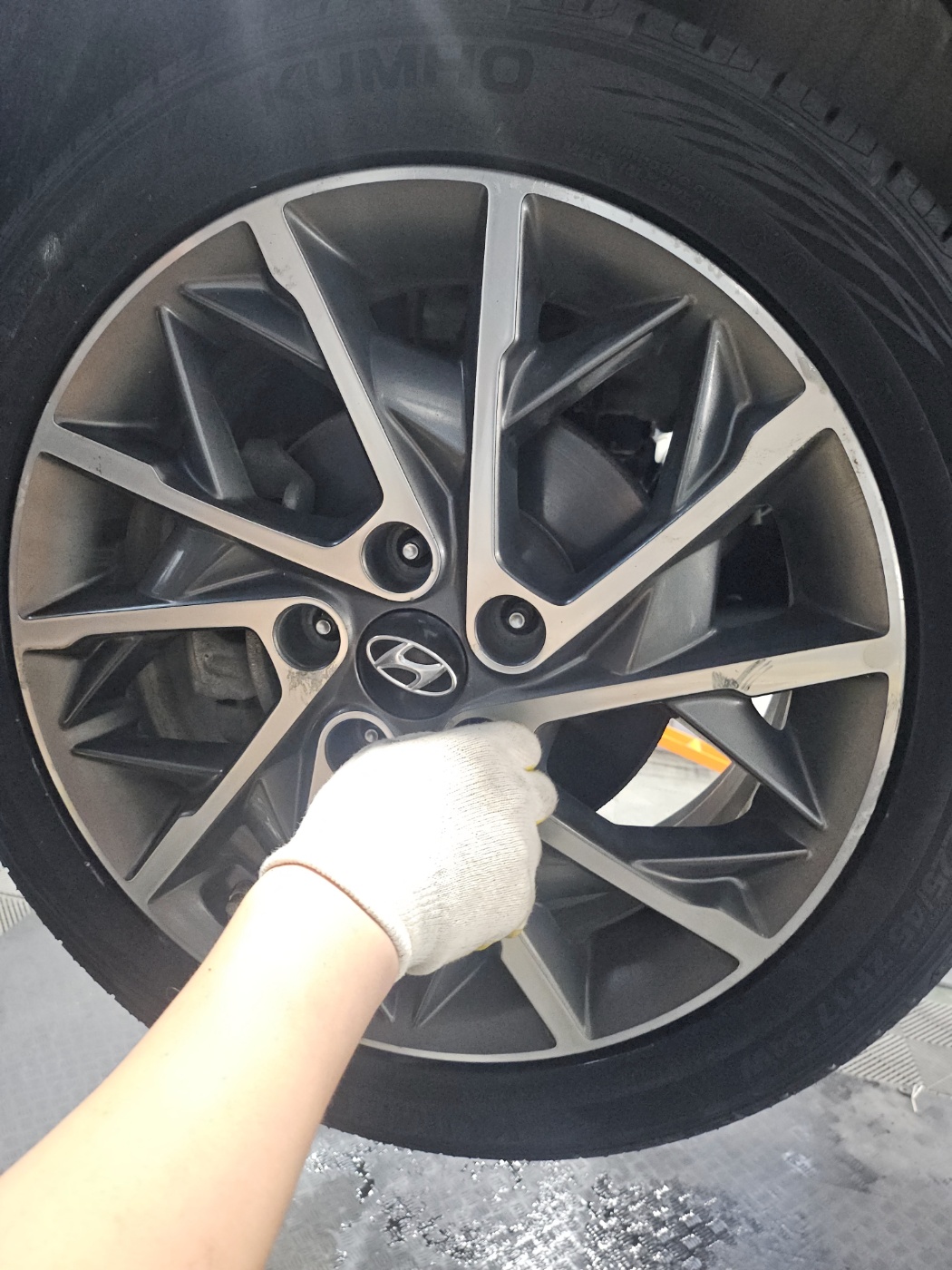 /user/k/kingkongtire/editor/2409/8c40cebe666dbc8e2ff0971c63223354_1726825758_1267.jpg 이미지크게보기