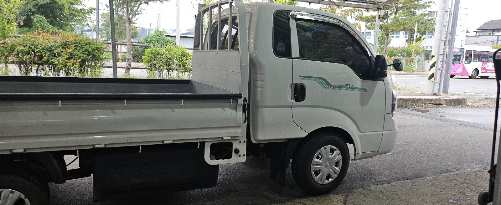 /user/k/kingkongtire/editor/2409/cc35a7938872264b83cc2f5f1a898299_1725608011_4613.jpg 이미지크게보기