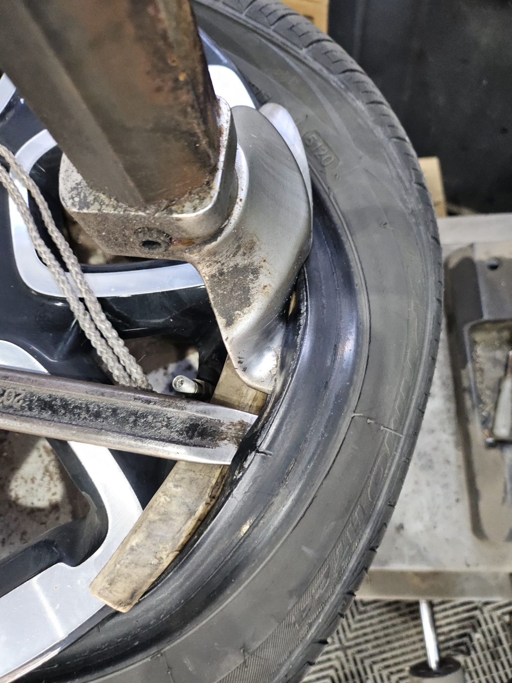 /user/k/kingkongtire/editor/2409/e122d3375dad1fbed024c008366905da_1727076566_7996.jpg 이미지크게보기