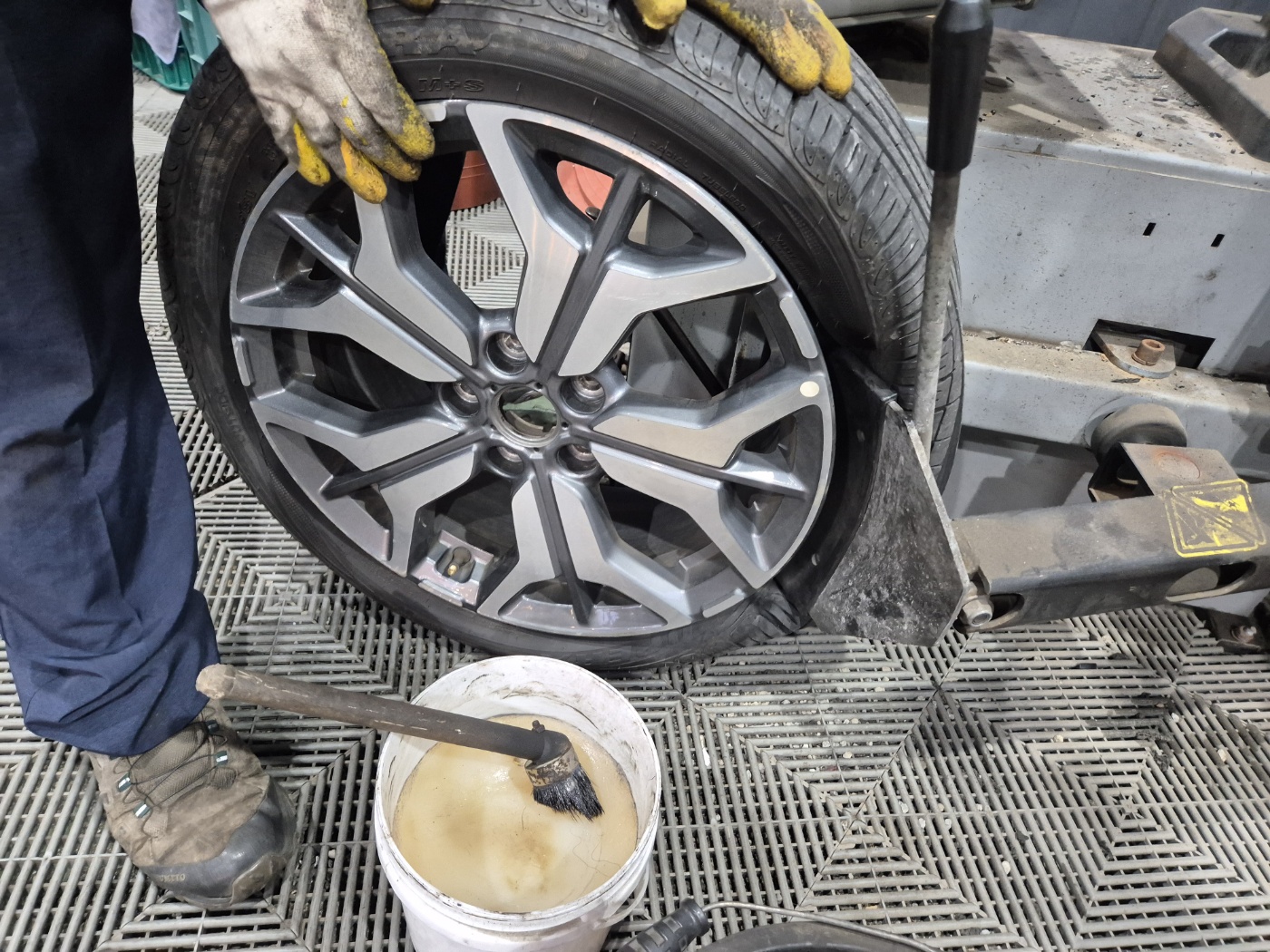 /user/k/kingkongtire/editor/2410/0452474f4dfe04c357c4b6d6dae5b085_1728204189_5662.jpg 이미지크게보기