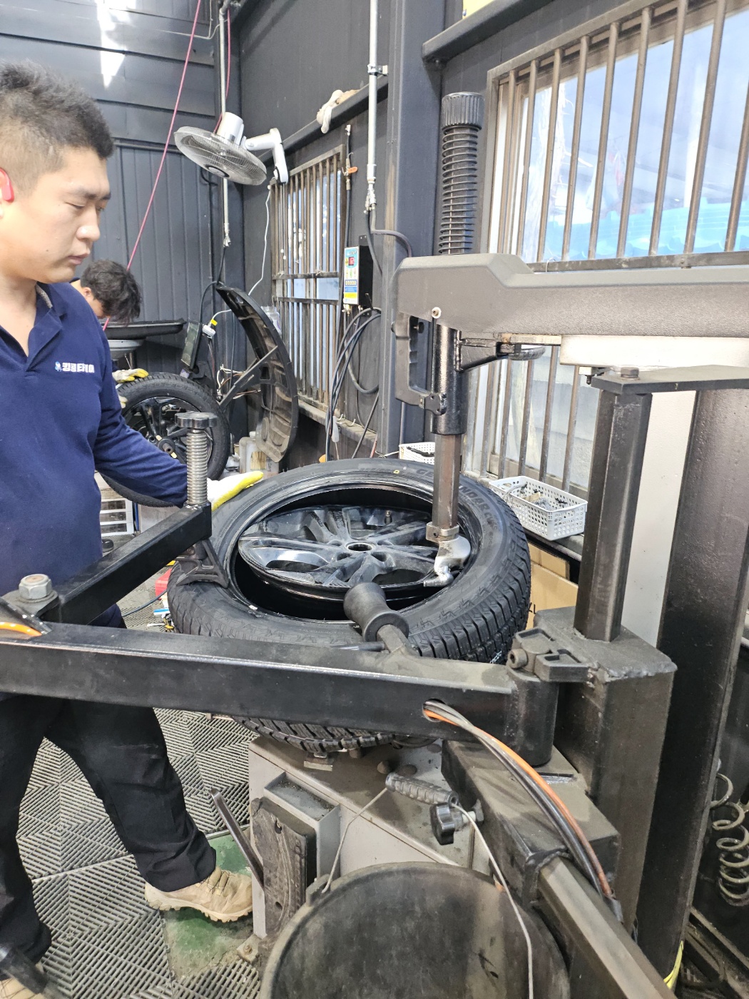 /user/k/kingkongtire/editor/2410/0e3b5c13e0845a263382644b3232fc46_1730349291_5227.jpg 이미지크게보기