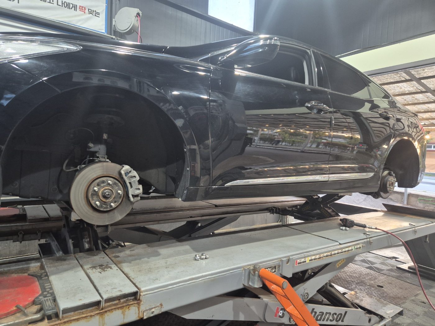 /user/k/kingkongtire/editor/2410/8b8a4d37fb1ab658f5a6a0871541162e_1727862050_7816.jpg 이미지크게보기