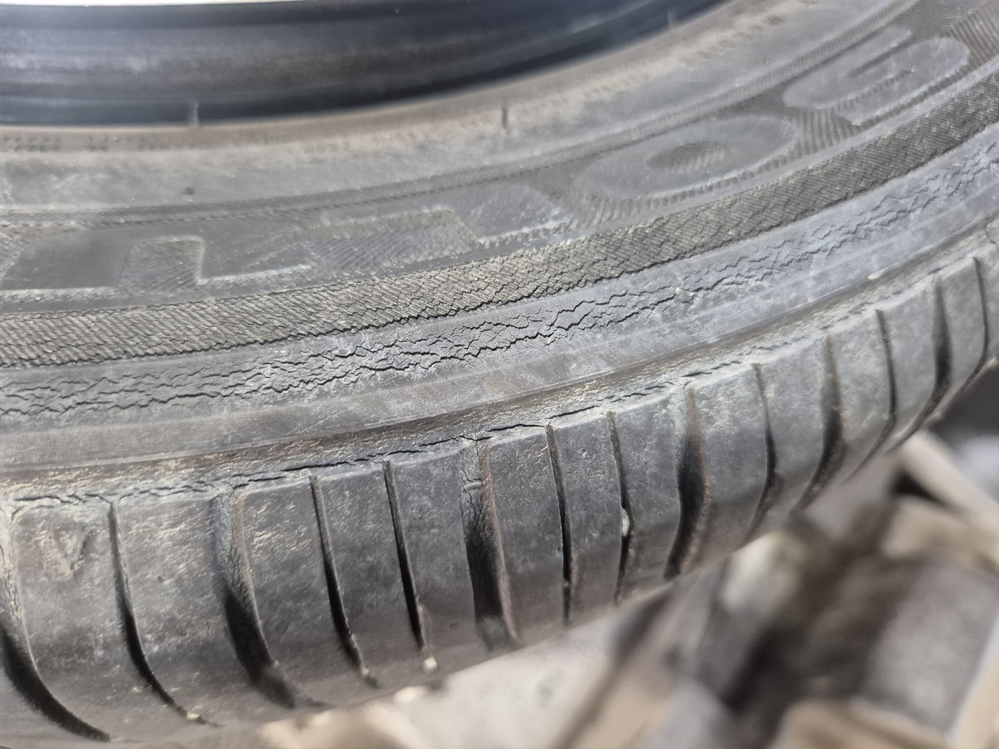 /user/k/kingkongtire/editor/2410/a7c1f819ccbfc38925e6c5f3ca8ddd8b_1729644427_4591.jpg 이미지크게보기