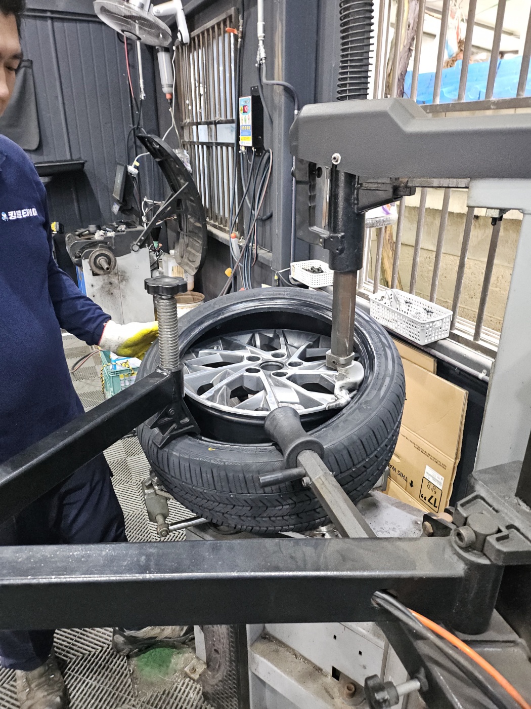 /user/k/kingkongtire/editor/2410/a7c1f819ccbfc38925e6c5f3ca8ddd8b_1729644509_916.jpg 이미지크게보기