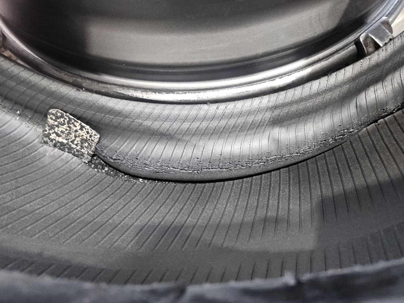 /user/k/kingkongtire/editor/2410/a7c1f819ccbfc38925e6c5f3ca8ddd8b_1729651717_4853.jpg 이미지크게보기