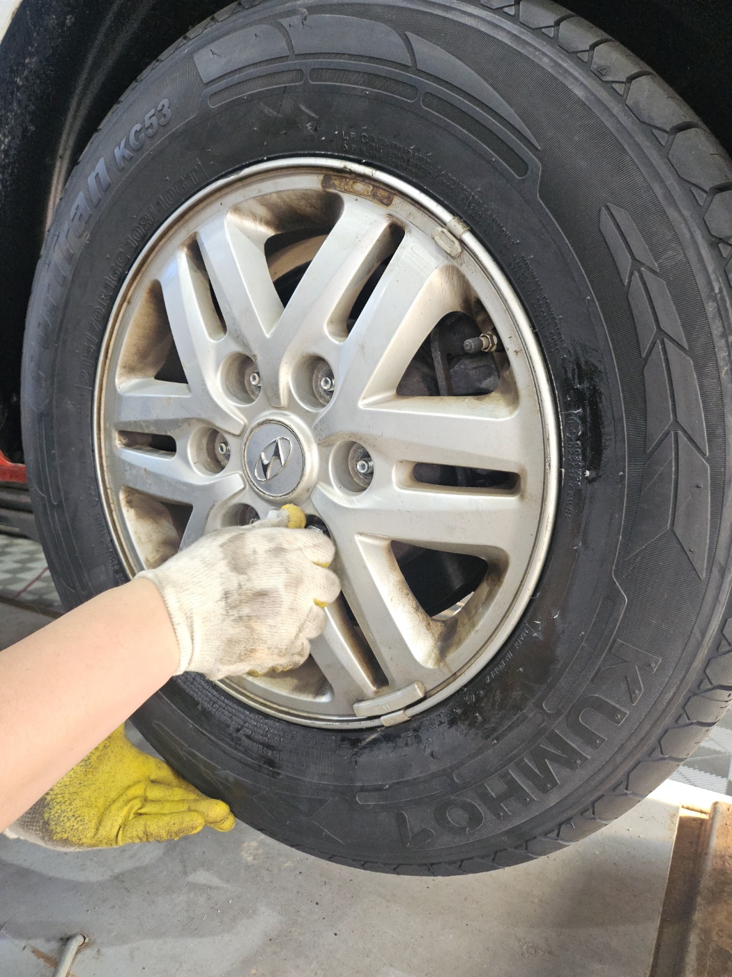 /user/k/kingkongtire/editor/2410/caa5a09c24c5ec7868bcef809ee8467b_1730271384_0476.jpg 이미지크게보기