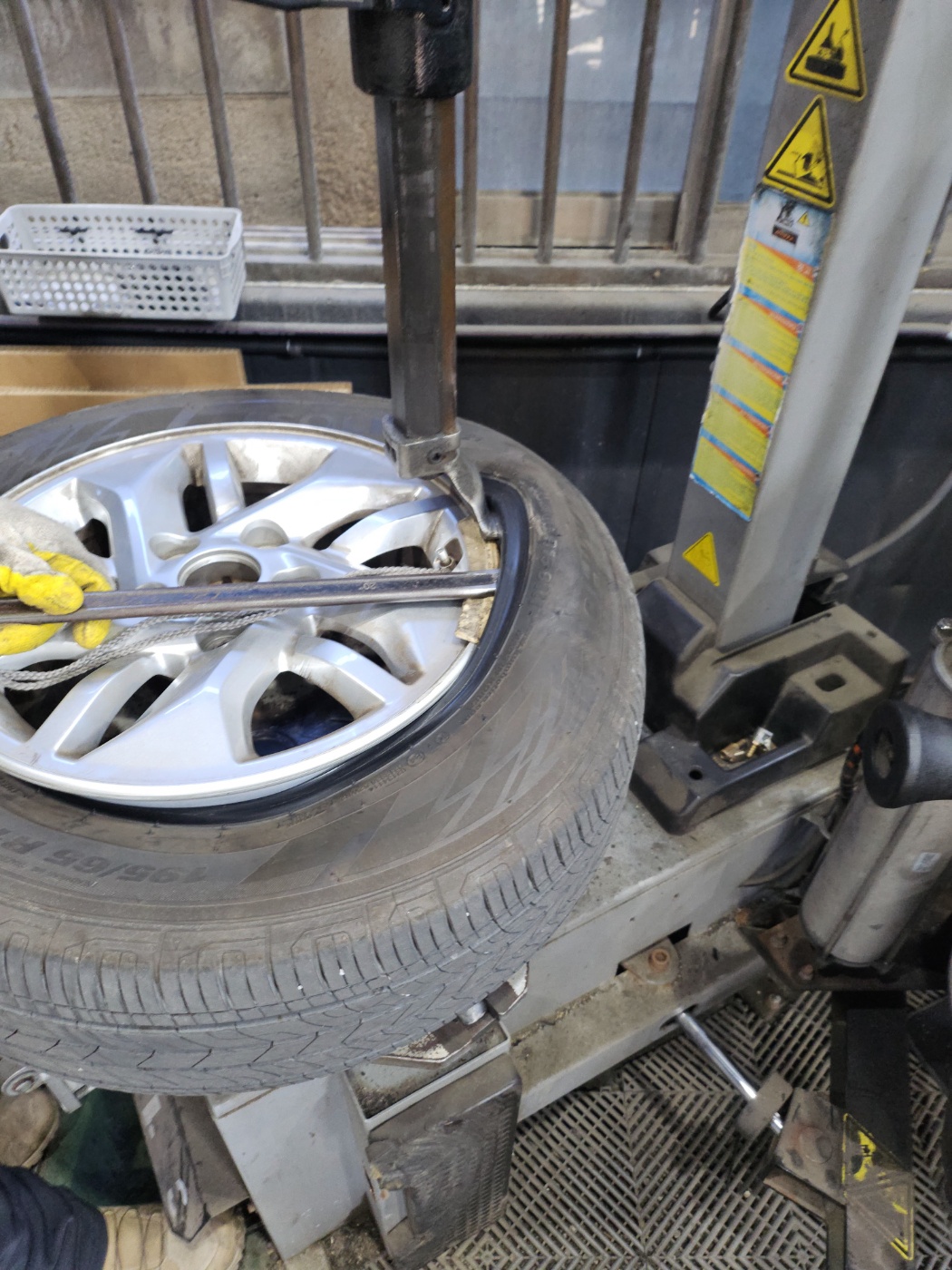 /user/k/kingkongtire/editor/2411/6b5727c165552040d56c6cec189e16d1_1731657545_0457.jpg 이미지크게보기