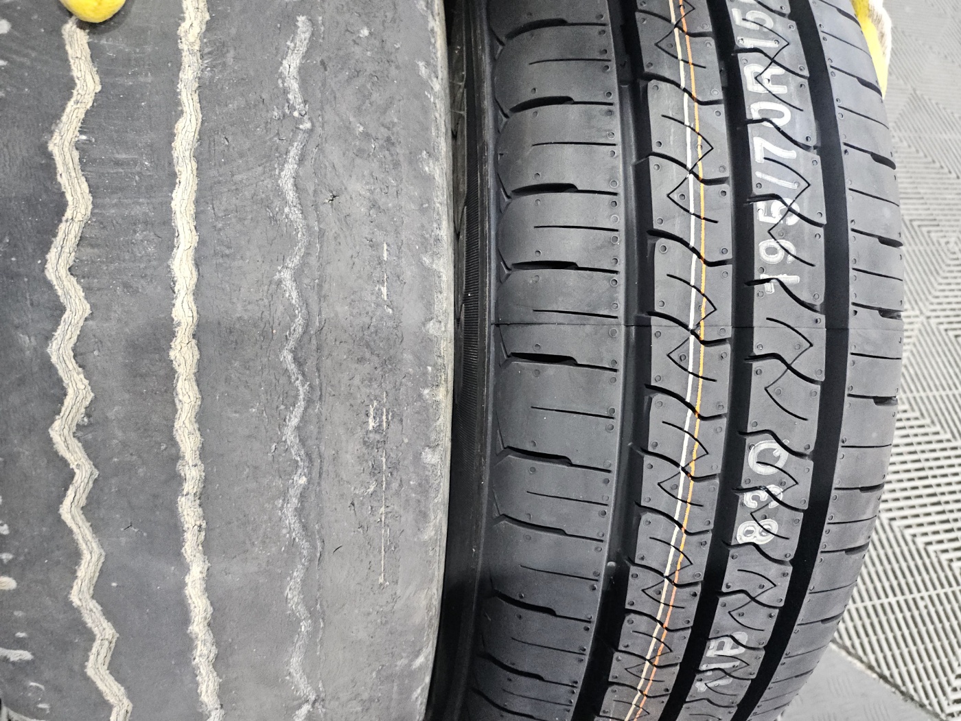 /user/k/kingkongtire/editor/2411/cca651763c30b4ea8d2ed8b3923c11ad_1731910201_6202.jpg 이미지크게보기