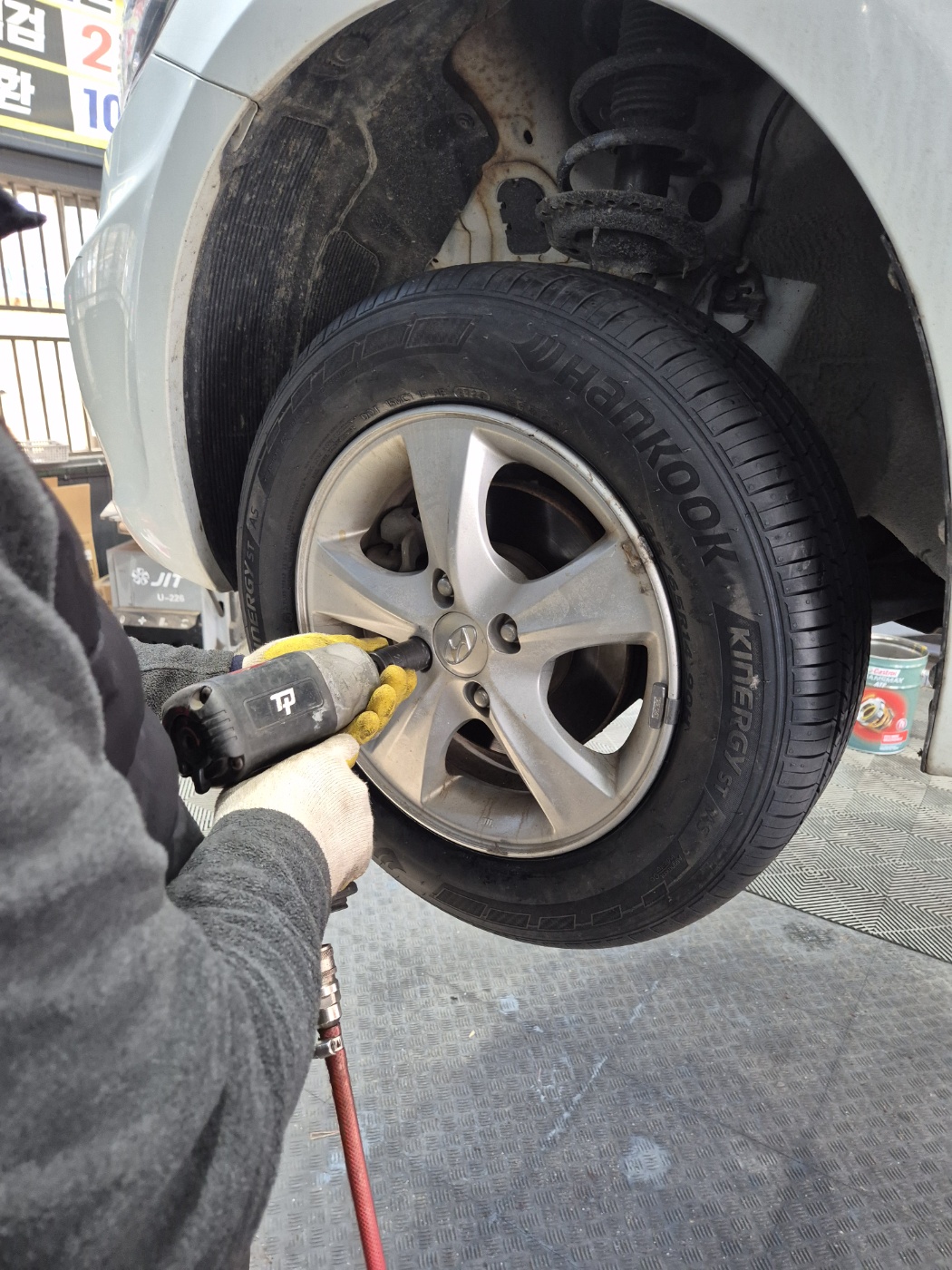 /user/k/kingkongtire/editor/2412/7db0bb785073ae81a5e7ed7ed25e5c96_1733559010_2374.jpg 이미지크게보기