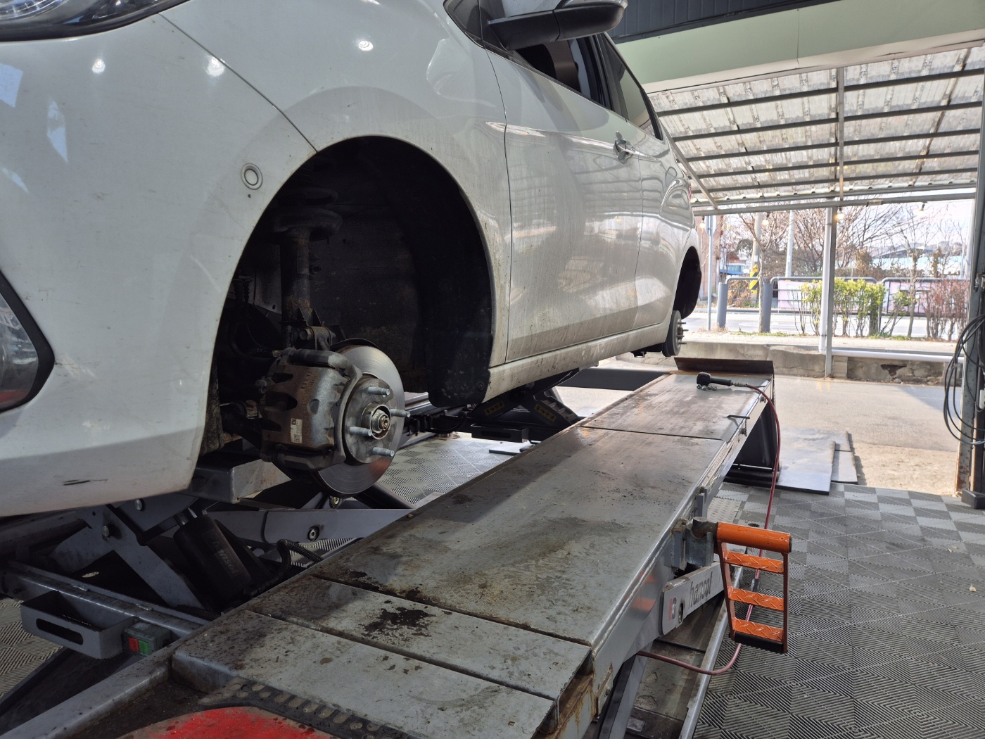 /user/k/kingkongtire/editor/2412/7db0bb785073ae81a5e7ed7ed25e5c96_1733559035_1848.jpg 이미지크게보기